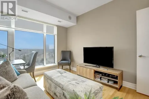 75 Cleary Avenue Ottawa ON K2A 1R8