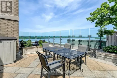 75 Cleary Avenue Ottawa ON K2A 1R8