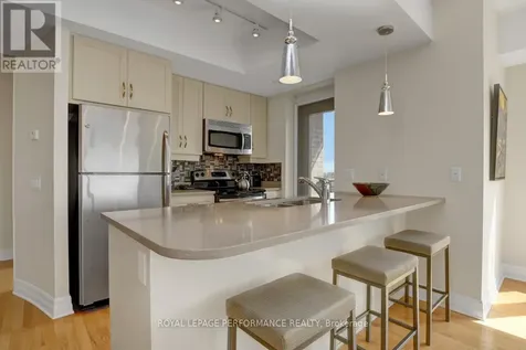 75 Cleary Avenue Ottawa ON K2A 1R8
