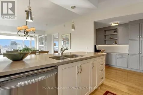 75 Cleary Avenue Ottawa ON K2A 1R8