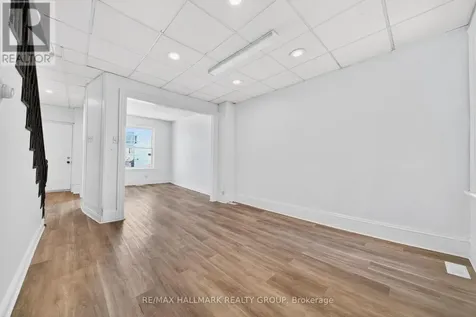 423 Arlington Avenue Ottawa ON K1R 6Z7