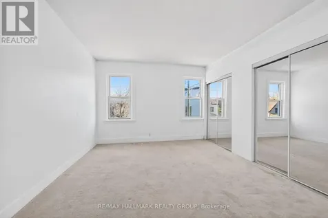 423 Arlington Avenue Ottawa ON K1R 6Z7