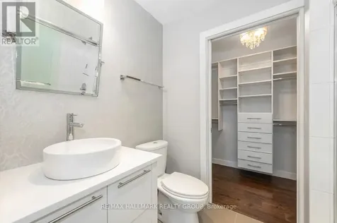 101 Richmond Road Ottawa ON K1Z 0A6