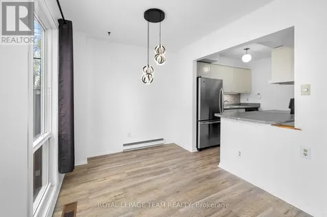 4 Arnold Drive Ottawa ON K2H 6V9