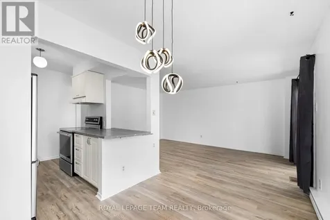 4 Arnold Drive Ottawa ON K2H 6V9