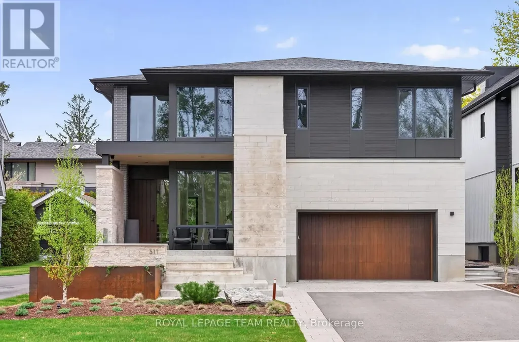 511 Fraser Avenue Ottawa ON K2A 2R1