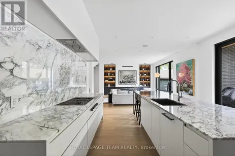 511 Fraser Avenue Ottawa ON K2A 2R1