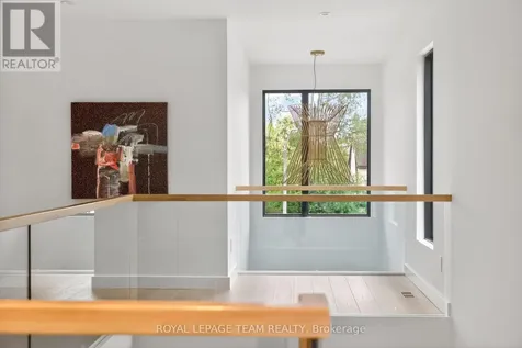 511 Fraser Avenue Ottawa ON K2A 2R1