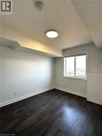 185 Windale Crescent Kitchener ON N2E 0G3