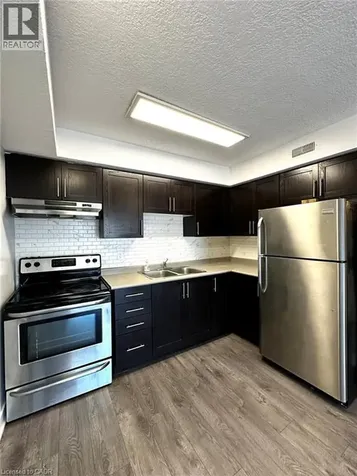 185 Windale Crescent Kitchener ON N2E 0G3