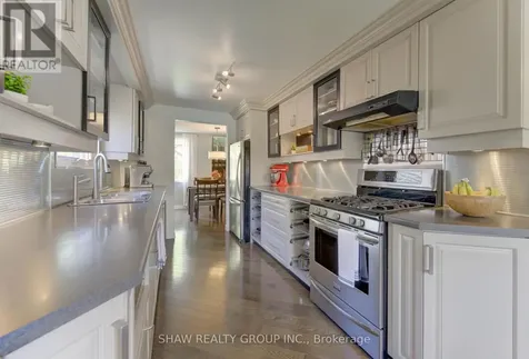 108 Clearwater Crescent Waterloo ON N2V 1L8