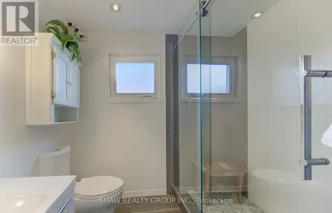 108 Clearwater Crescent Waterloo ON N2V 1L8