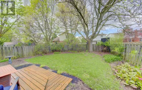 108 Clearwater Crescent Waterloo ON N2V 1L8