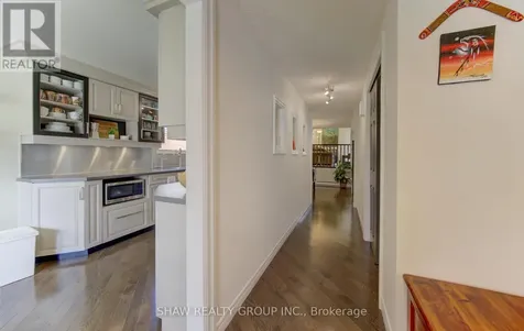 108 Clearwater Crescent Waterloo ON N2V 1L8