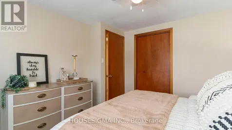 78 Peter Street Central Elgin ON N5R 5A8