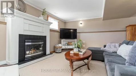 78 Peter Street Central Elgin ON N5R 5A8