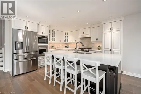3270 Spruce Avenue Burlington ON L7N 1J4
