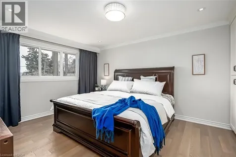 3270 Spruce Avenue Burlington ON L7N 1J4