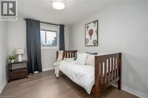 3270 Spruce Avenue Burlington ON L7N 1J4
