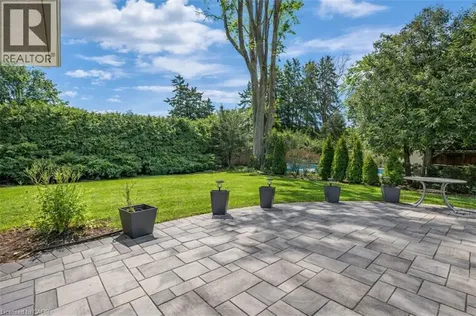 3270 Spruce Avenue Burlington ON L7N 1J4