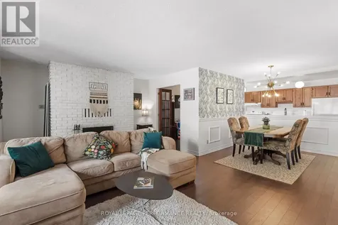 71 Sweetland Avenue Ottawa ON K1N 7T9