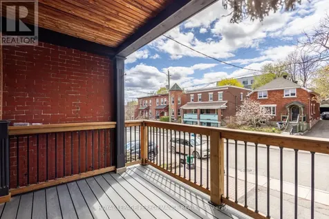 71 Sweetland Avenue Ottawa ON K1N 7T9