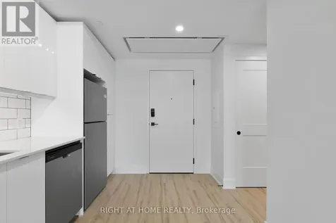 377 Winona Avenue Ottawa ON K1Z 5H8