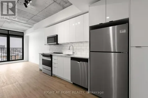 377 Winona Avenue Ottawa ON K1Z 5H8