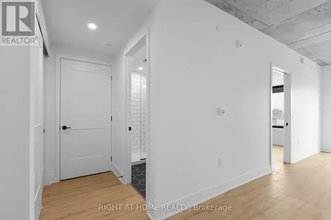 377 Winona Avenue Ottawa ON K1Z 5H8