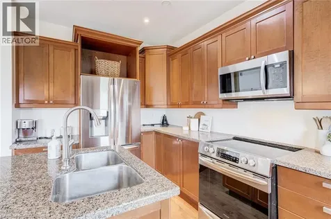 67 Newcombe Road Dundas ON L9H 7T3
