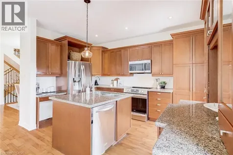67 Newcombe Road Dundas ON L9H 7T3
