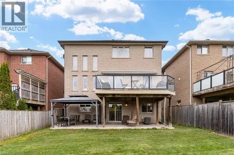 67 Newcombe Road Dundas ON L9H 7T3