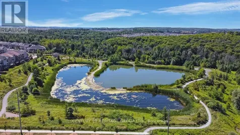 16 Old Field Crescent East Gwillimbury ON L9N 0A3