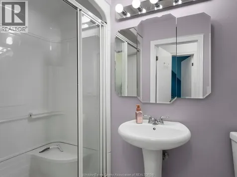 19050 Peninsula Street Lakeshore ON N0P 1L0