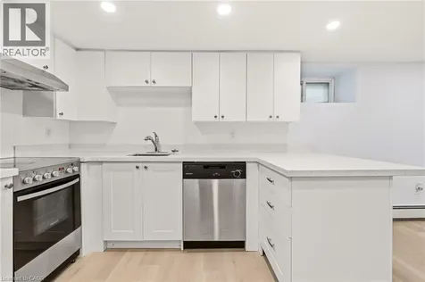 152 Sanford Avenue South Hamilton ON L8M 2G9