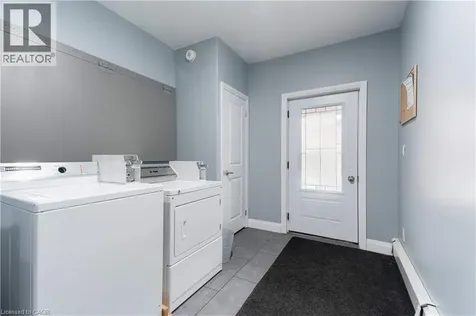 152 Sanford Avenue South Hamilton ON L8M 2G9