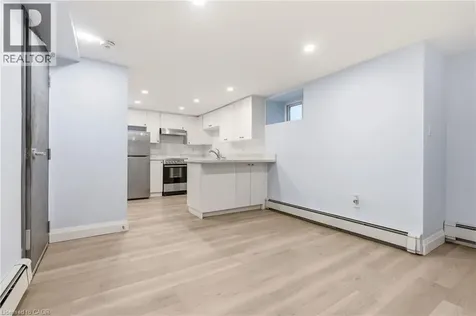 152 Sanford Avenue South Hamilton ON L8M 2G9