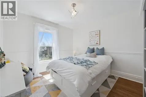 24 Powell Street East Guelph ON N1H 1T8