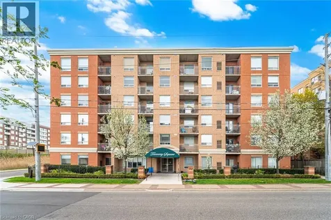 32 Tannery Street Mississauga ON L5M 6T6