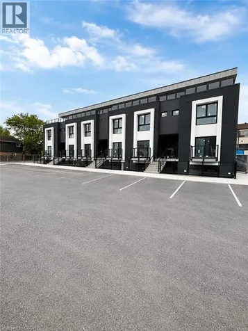 6638 Mcleod Road Niagara Falls ON L2G 3G5
