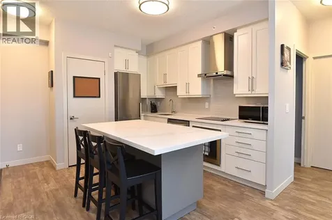 2081 Fairview Street Burlington ON L7R 0E4