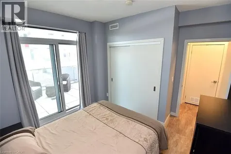 2081 Fairview Street Burlington ON L7R 0E4