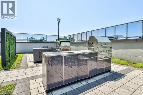 2081 Fairview Street Burlington ON L7R 0E4