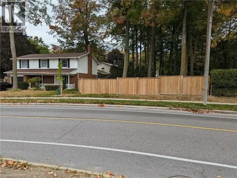 462 Hazel Street Waterloo ON N2L 3R1