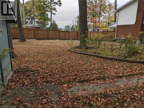 462 Hazel Street Waterloo ON N2L 3R1
