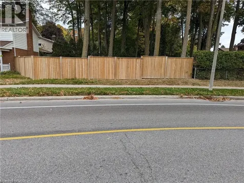 462 Hazel Street Waterloo ON N2L 3R1