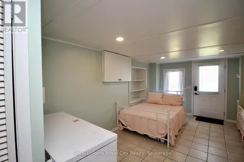 14 Dock Lane Northern Bruce Peninsula ON N0H 1Z0