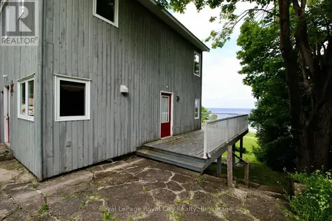 14 Dock Lane Northern Bruce Peninsula ON N0H 1Z0