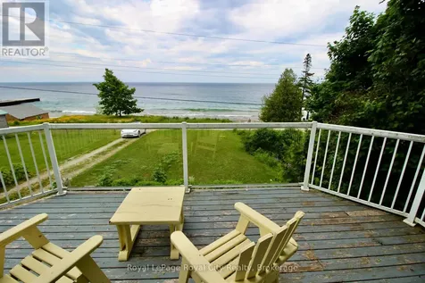 14 Dock Lane Northern Bruce Peninsula ON N0H 1Z0