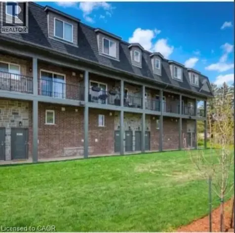 58 Howe Drive Kitchener ON N2E 1J4